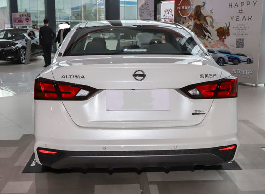 CVT Petrol Powered Vehicles Nissan Altima 2021 2.0T XL Zhijing Version 5 Seater Sedan
